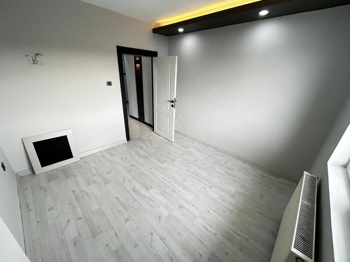 Sincan Akşemsettin Mh 3+1 Ultra Lüks Yapılı Bağımsız Katta Daire - Görsel 14