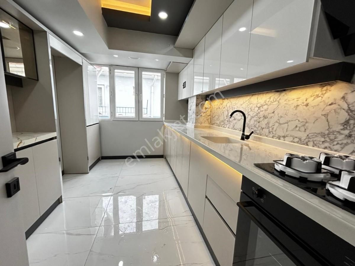 Sincan Akşemsettin Mh 3+1 Ultra Lüks Yapılı Bağımsız Katta Daire - Görsel 3