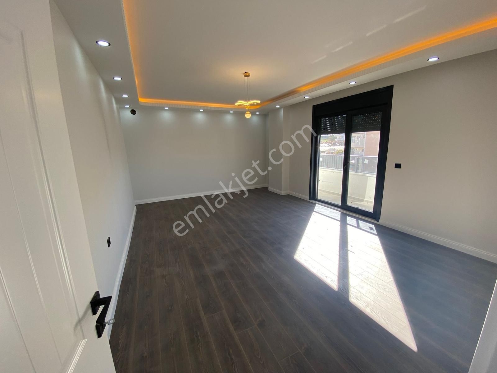 Kozanovadan Darıcada Merkezi Konumda 3+1 Ferah Dubleks - Görsel 4