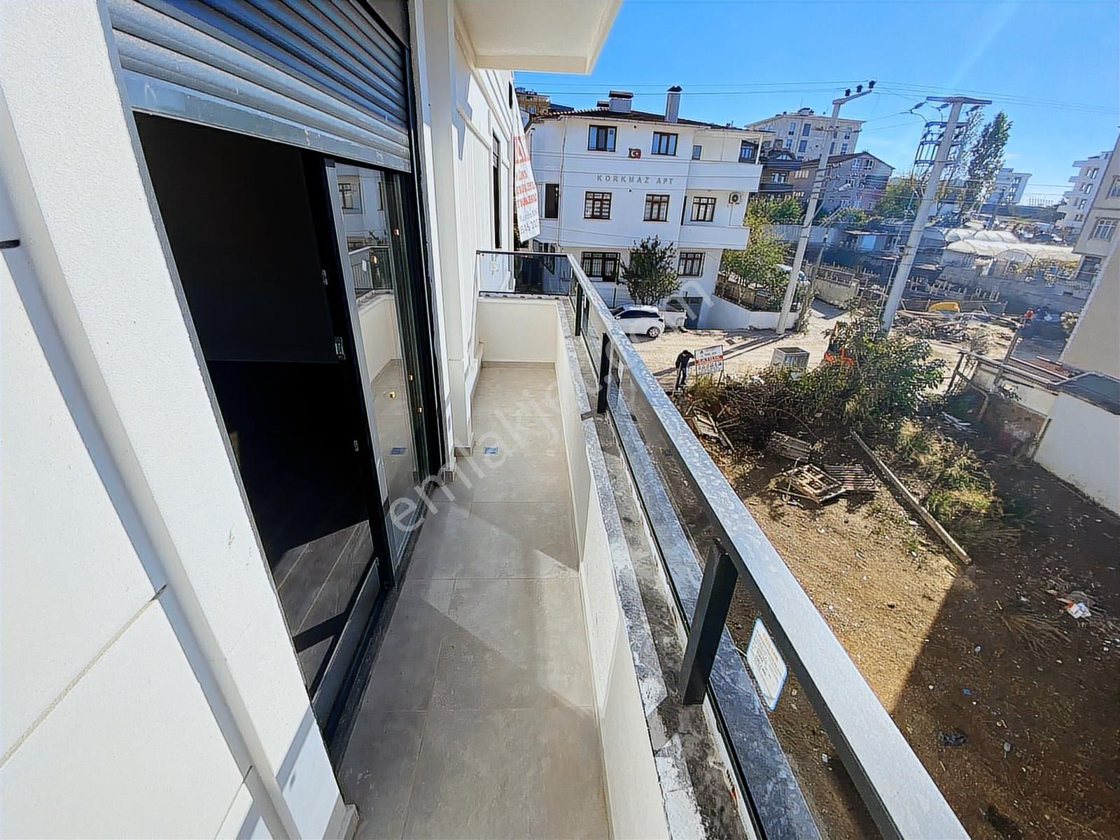 Kozanovadan Darıcada Merkezi Konumda 3+1 Ferah Dubleks - Görsel 7