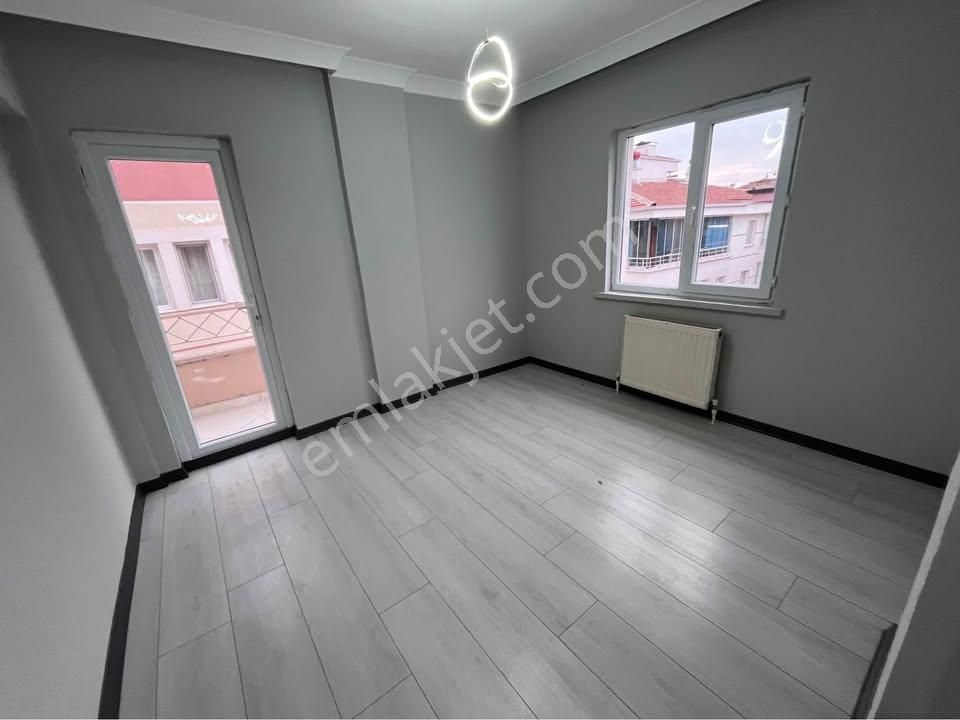 Beylikdüzü Cumhuriyet Mh. Metrobüse Yakın 5 Dk Mesafede 2+1 Dairemiz... - Görsel 7