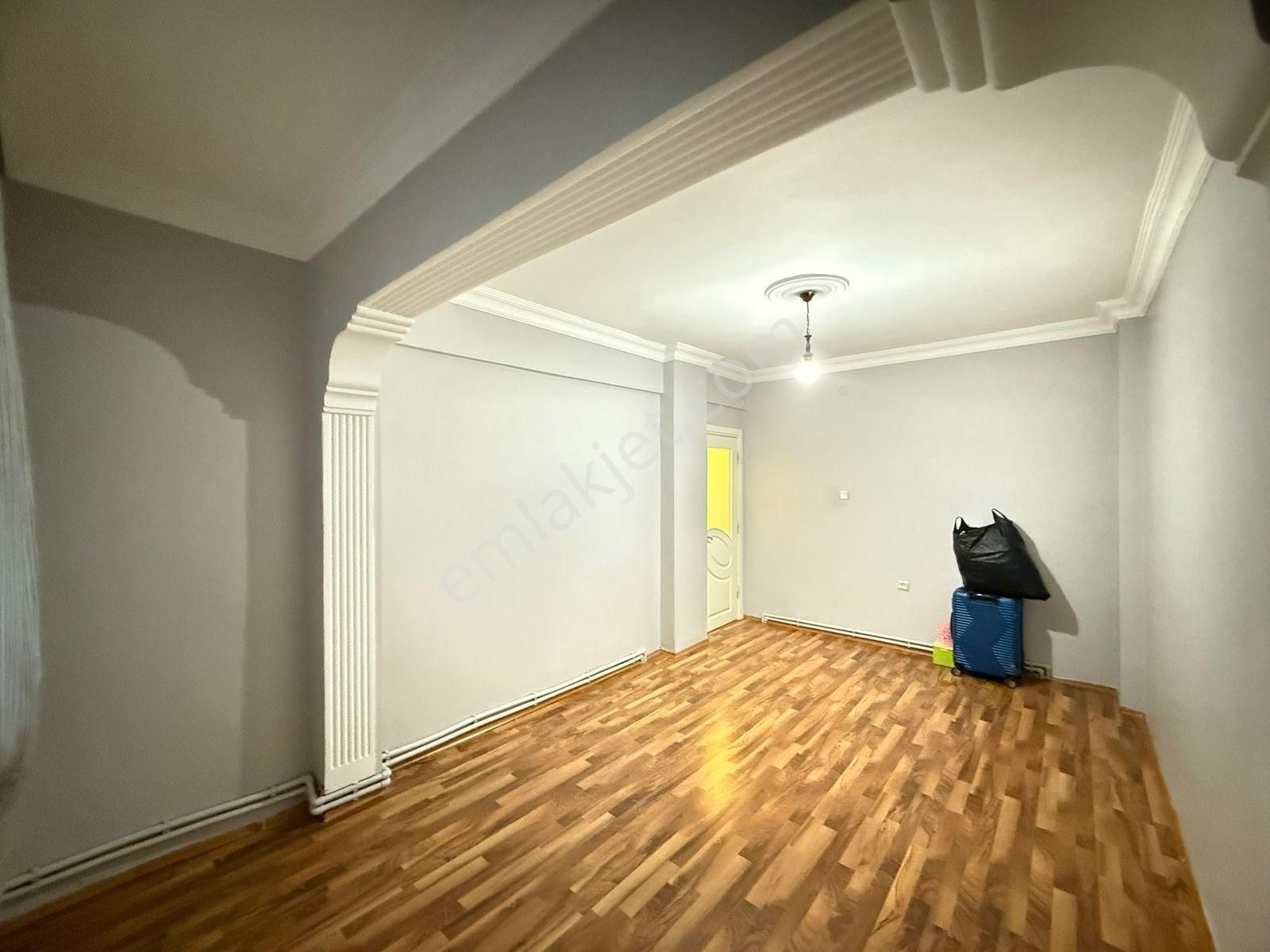 Medya Emlak Fevzi Çakmak Mah Yüksek Giriş 1+1 Kiralık Daire - Görsel 8