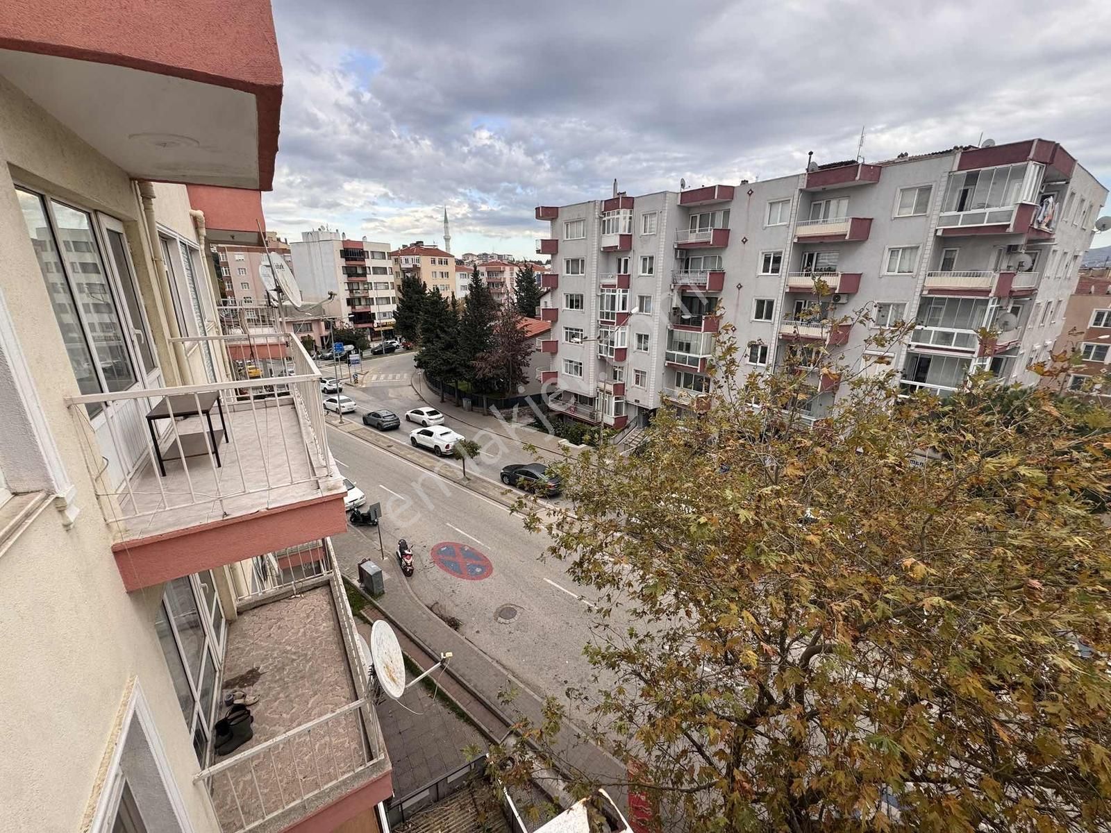 Çanakkale Merkez Cevatpaşa Mahallesi Cadde Üstü Satılık 2+1 - Görsel 5