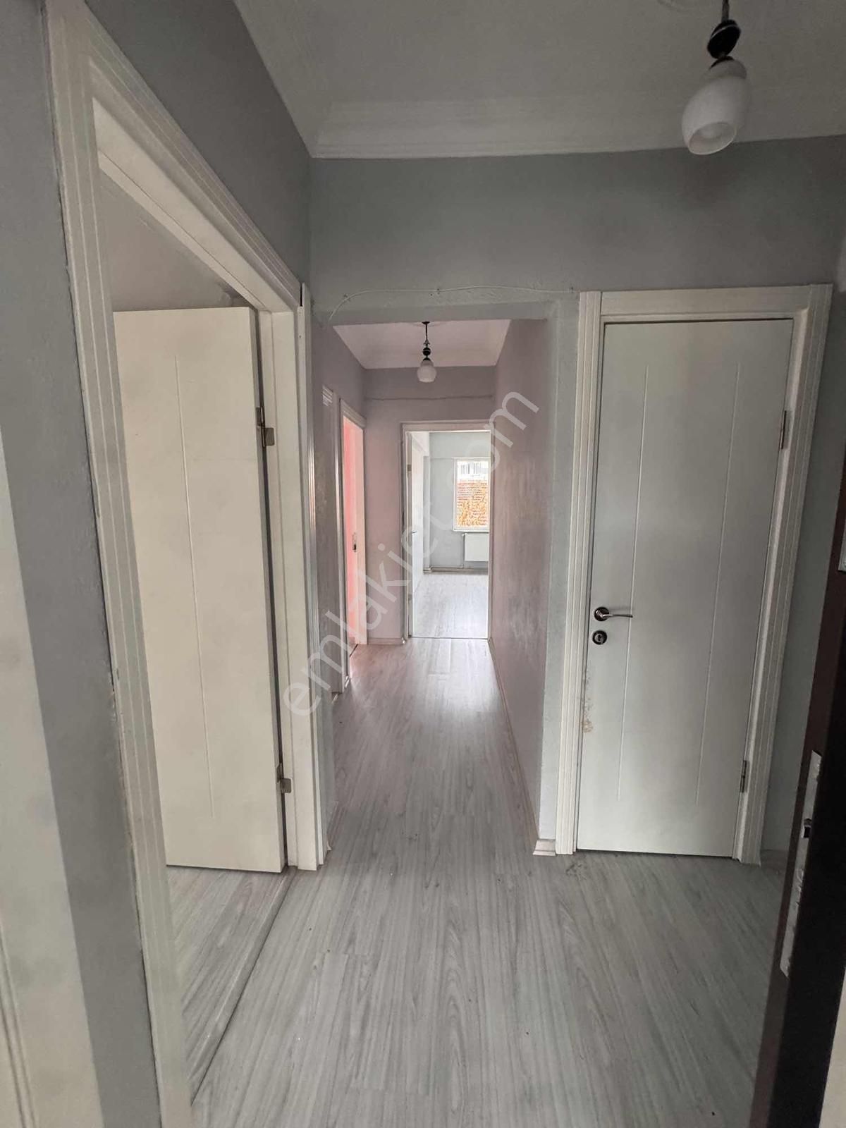 Çanakkale Merkez Cevatpaşa Mahallesi Cadde Üstü Satılık 2+1 - Görsel 19