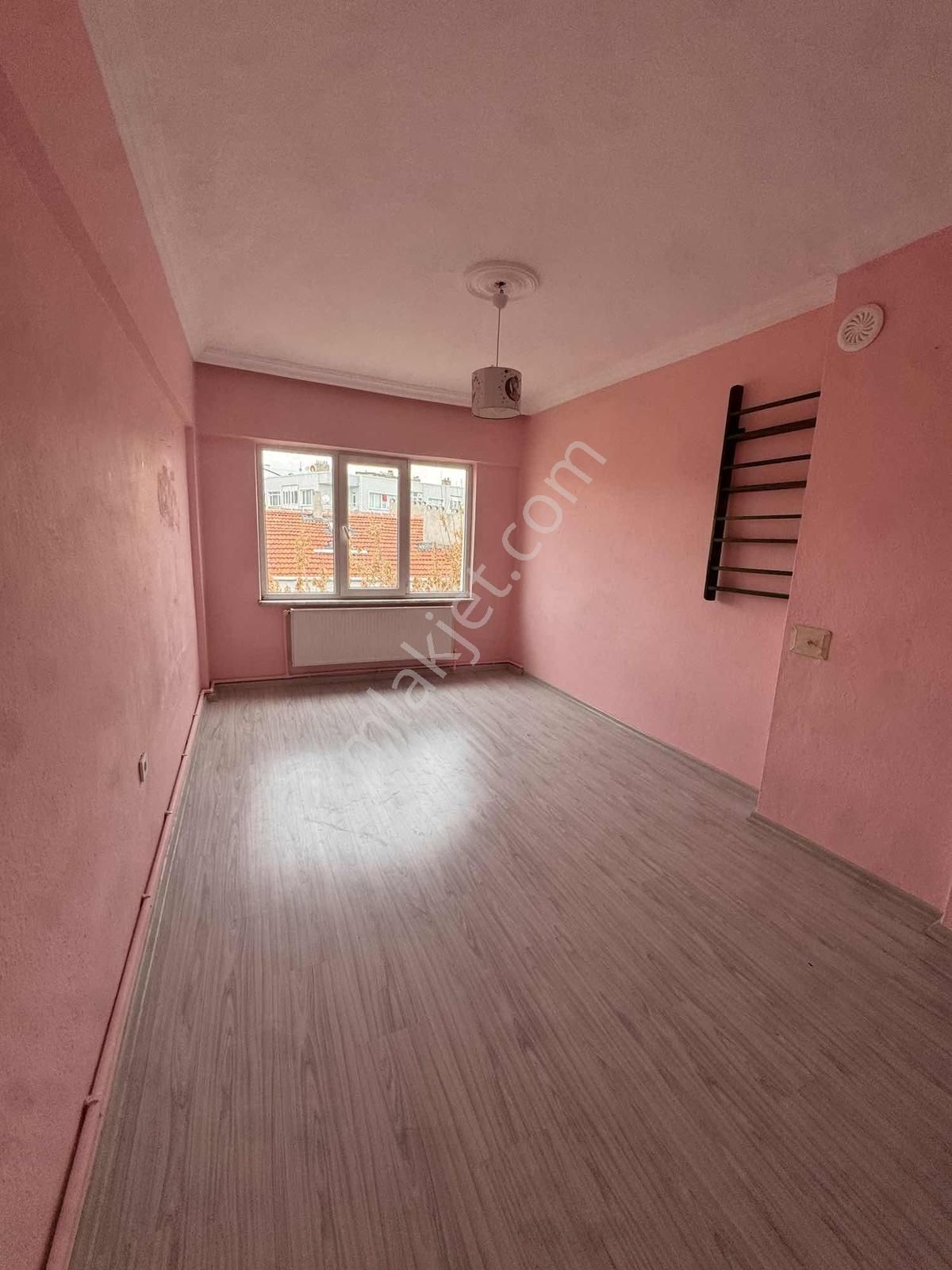 Çanakkale Merkez Cevatpaşa Mahallesi Cadde Üstü Satılık 2+1 - Görsel 7