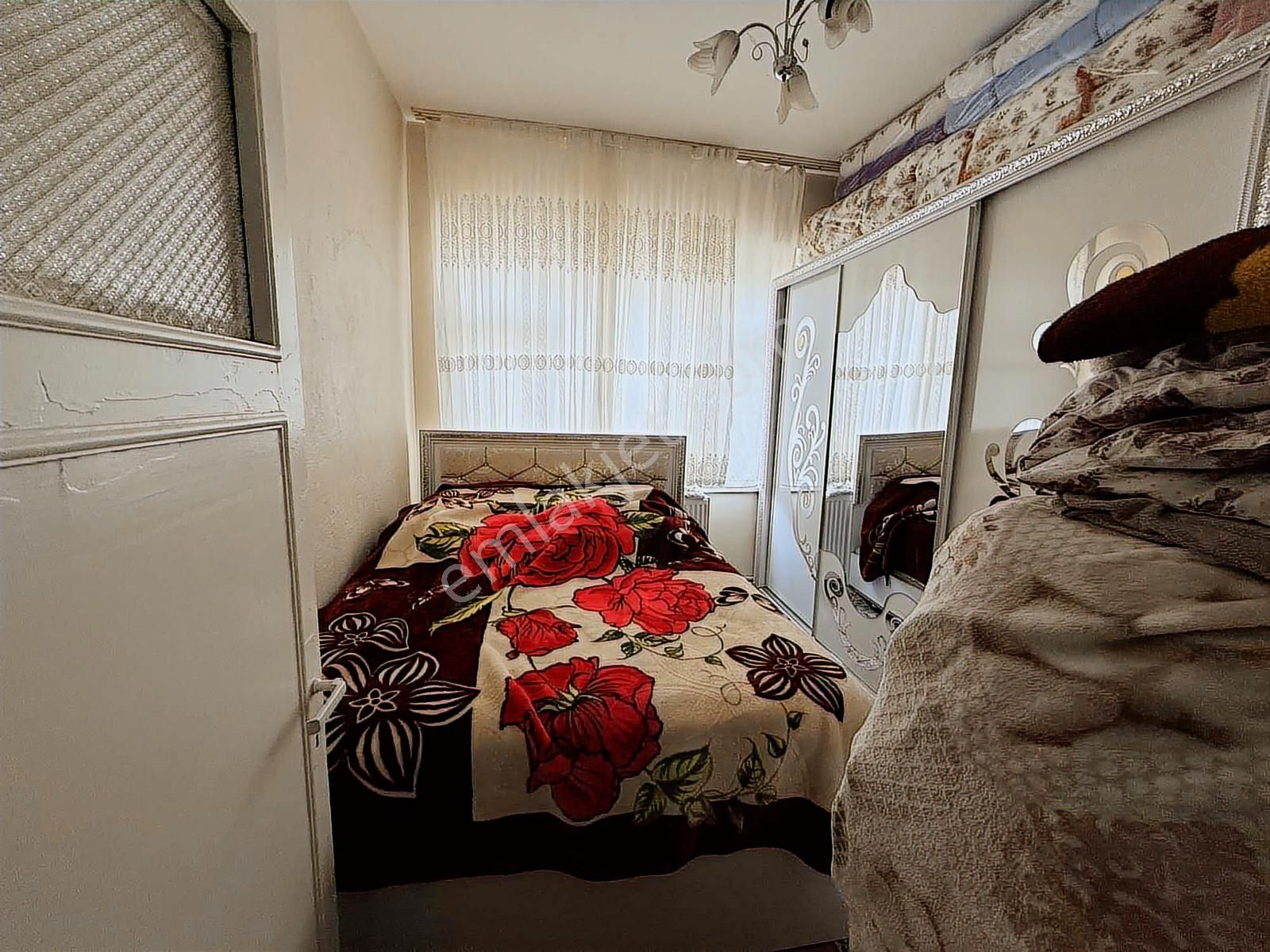 Devlet Hastanesi Caddesi Üzerinde Satılık 2+1 Fırsat Daire - Görsel 5