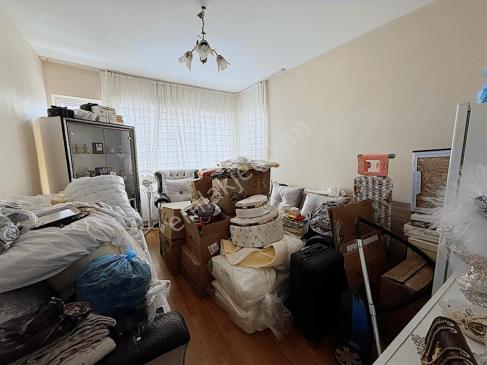 Devlet Hastanesi Caddesi Üzerinde Satılık 2+1 Fırsat Daire - Görsel 13