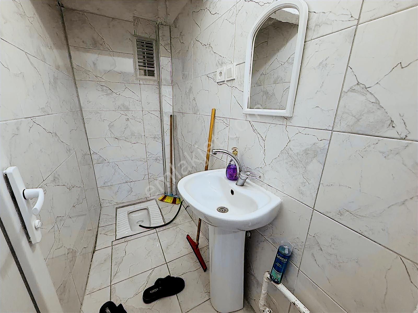 Devlet Hastanesi Caddesi Üzerinde Satılık 2+1 Fırsat Daire - Görsel 3