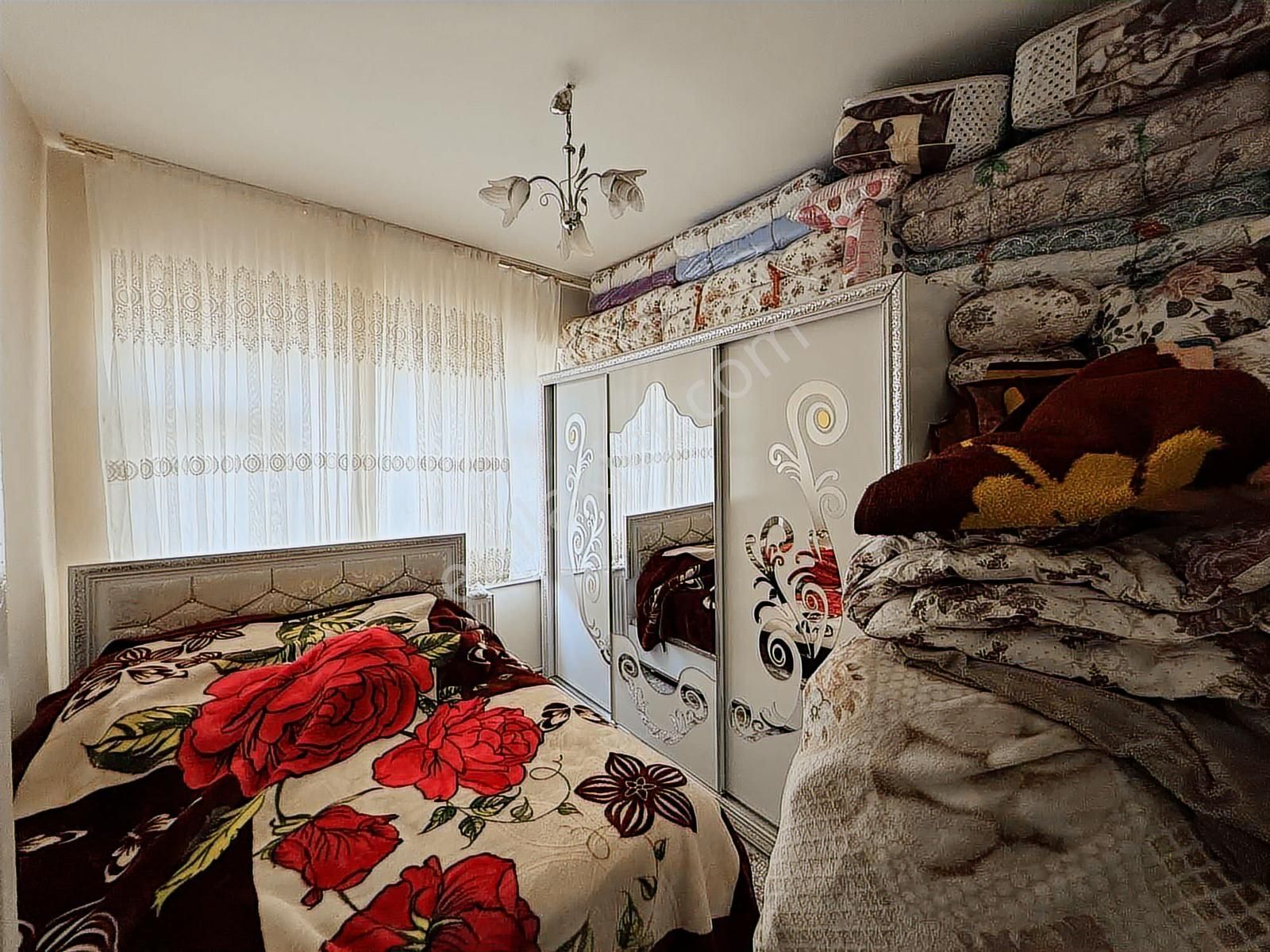 Devlet Hastanesi Caddesi Üzerinde Satılık 2+1 Fırsat Daire - Görsel 16