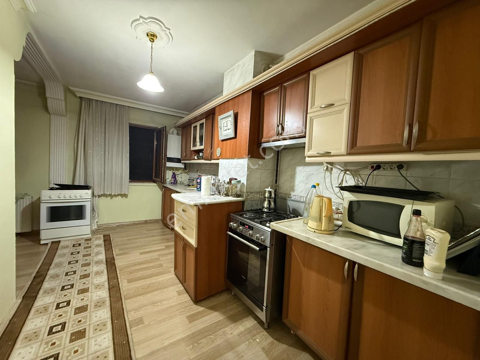 Kariyer'den Esertepe Cadde Yakını Arakat 3+1 Geniş İskanlı 125m2 - Görsel 13