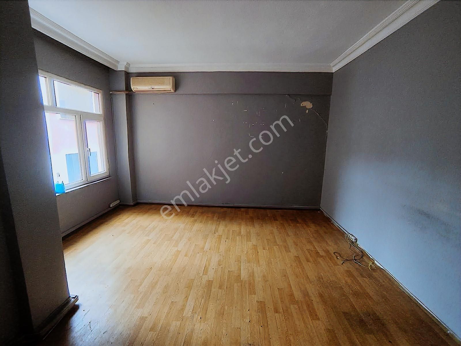 Azmir'den Belediye Karşısı Kiralık 20 M2 Ofis For Rent - Görsel 8