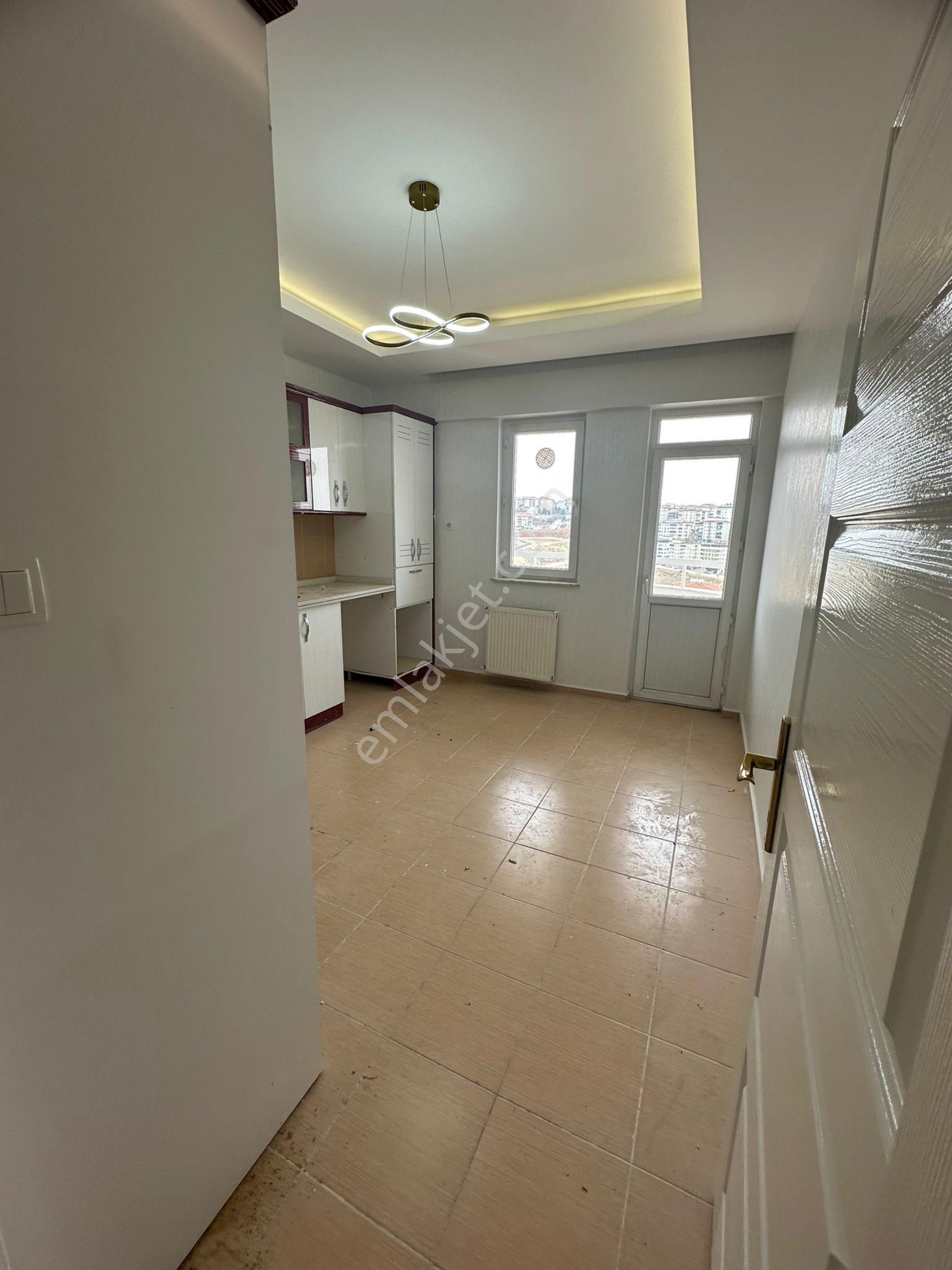 Güneykent Taksi Durağı Civarı Geniş 3+1 Çift Balkon - Görsel 6