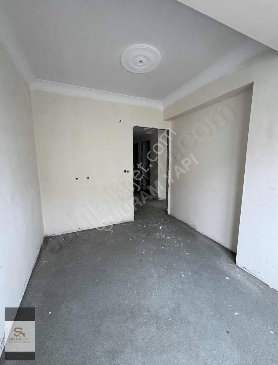 Altınşehir'de Ana Cadde Üzeri Yeni Bitmiş Arakat Daire - Görsel 12