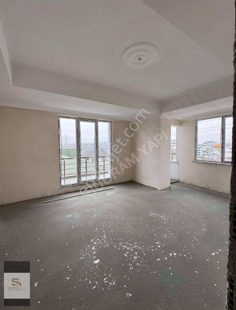 Altınşehir'de Ana Cadde Üzeri Yeni Bitmiş Arakat Daire