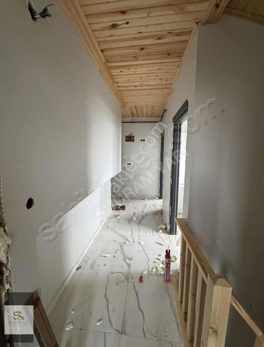 Tahtakale'de Satılık 4+2 165m2 Göl Manzaralı Dubleks Daire - Görsel 2