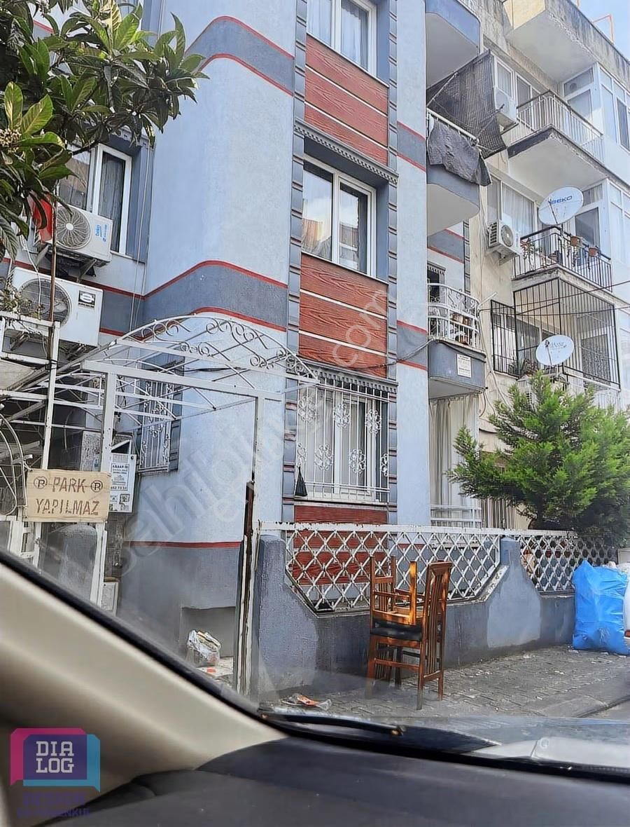 İzmir Buca Efeler Mahallesi'nde Uygun Fiyata 3+1 Satılık Daire