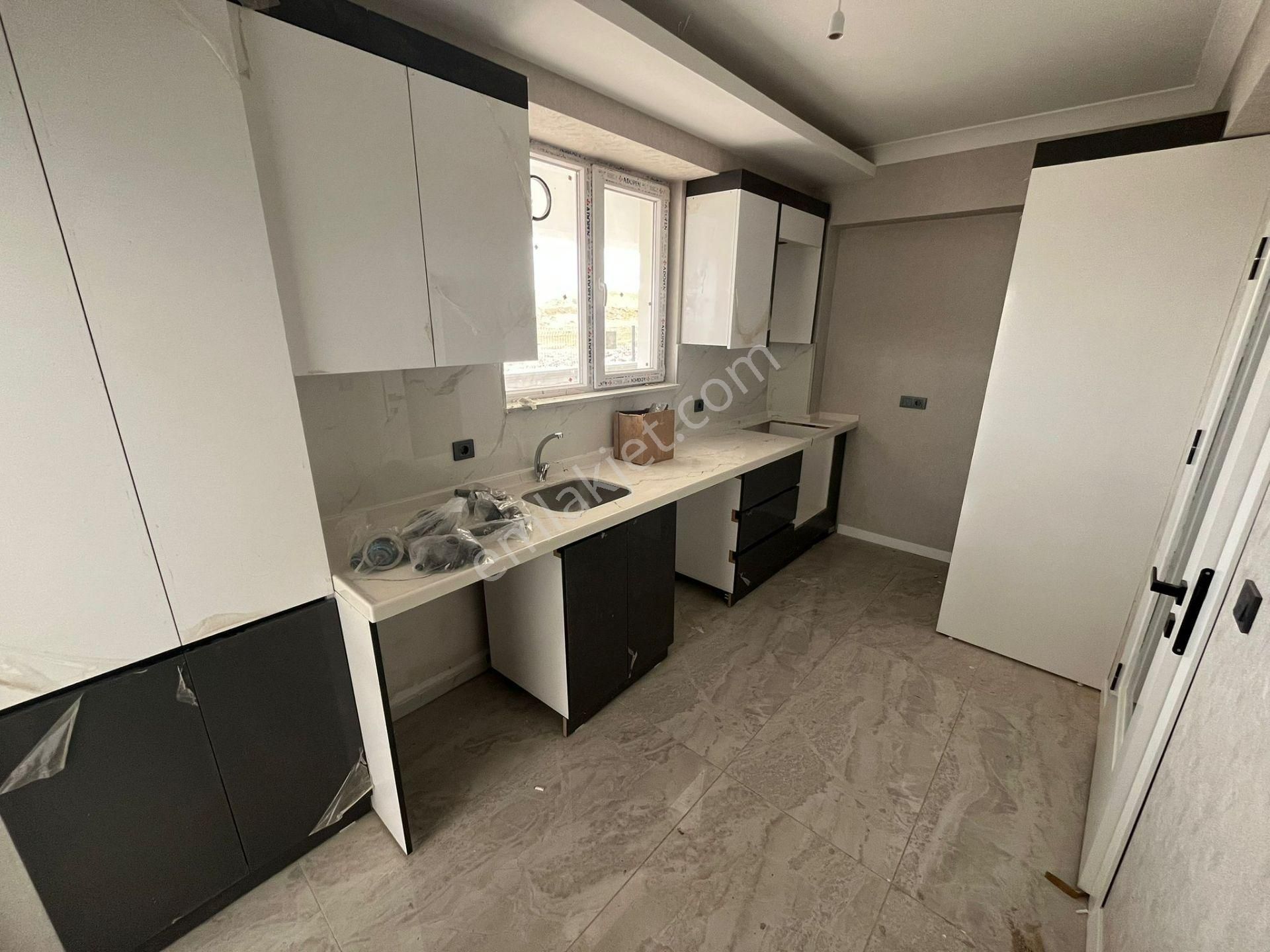 Yıldız'dan 29 Ekim Mah'de Hiç Oturulmamış Kiralık 2+1 !!! - Görsel 2