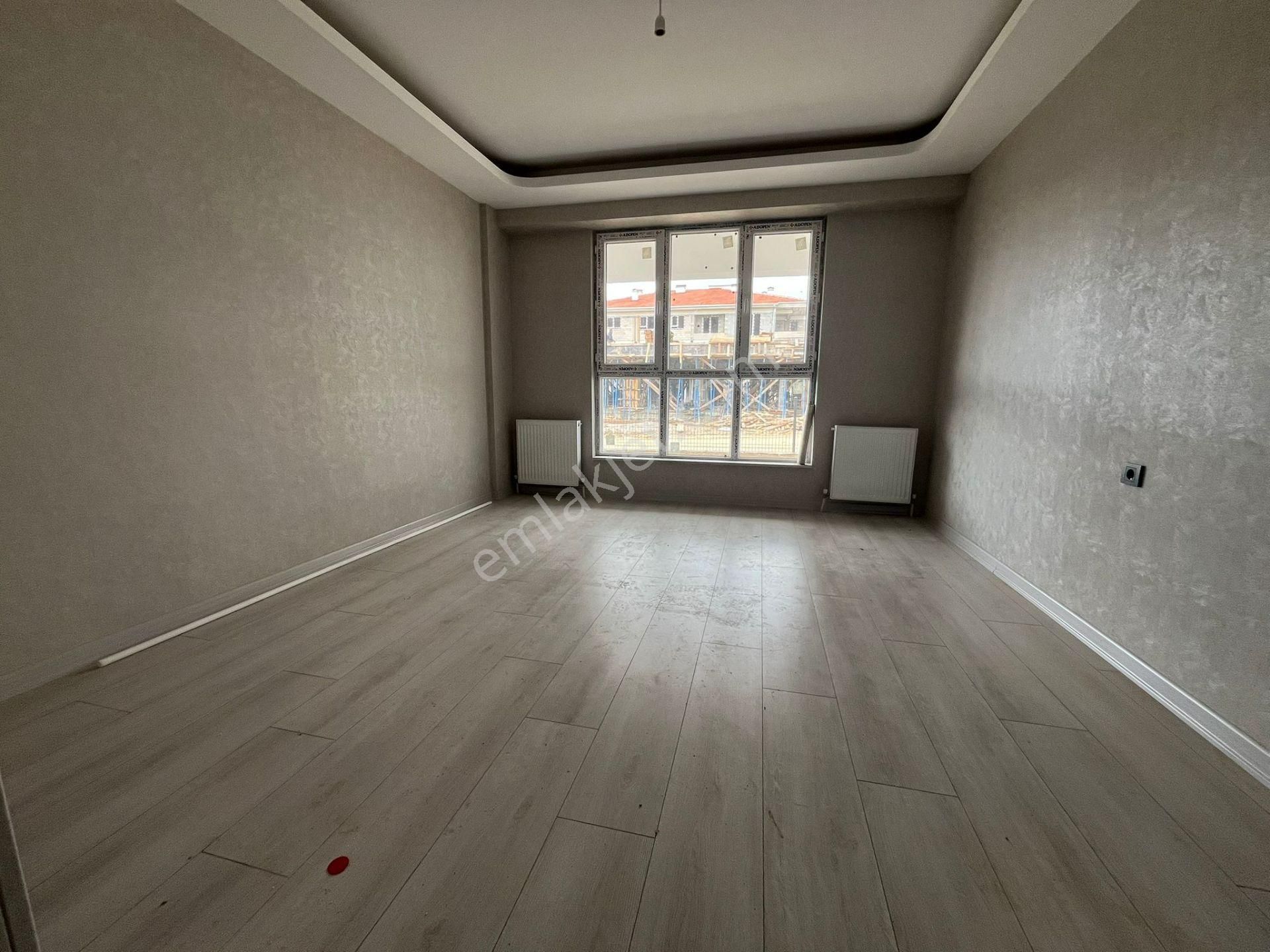 Yıldız'dan 29 Ekim Mah'de Hiç Oturulmamış Kiralık 2+1 !!! - Görsel 5