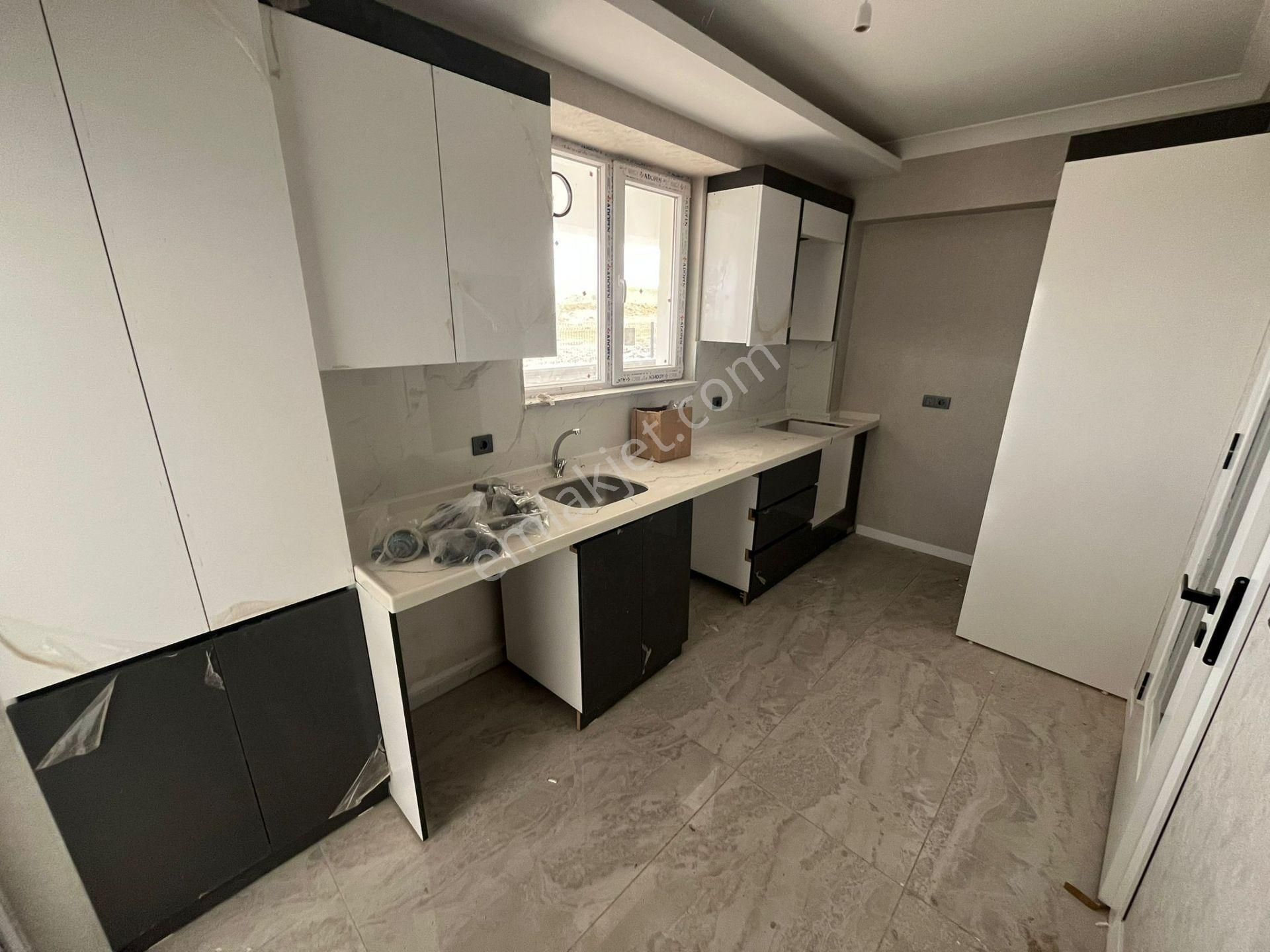 Yıldız'dan 29 Ekim Mah'de Hiç Oturulmamış Kiralık 2+1 !!! - Görsel 3