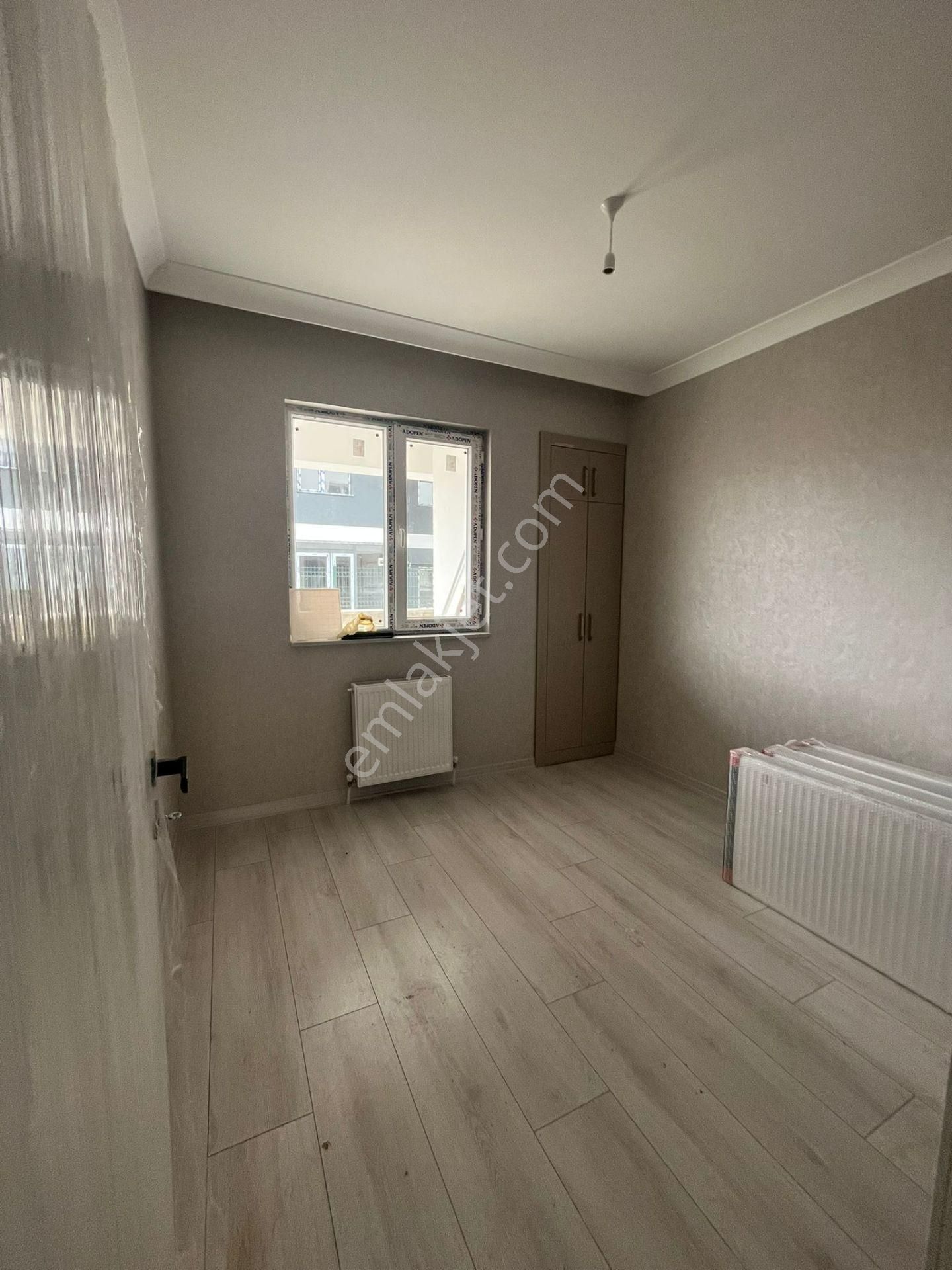 Yıldız'dan 29 Ekim Mah'de Hiç Oturulmamış Kiralık 2+1 !!! - Görsel 10