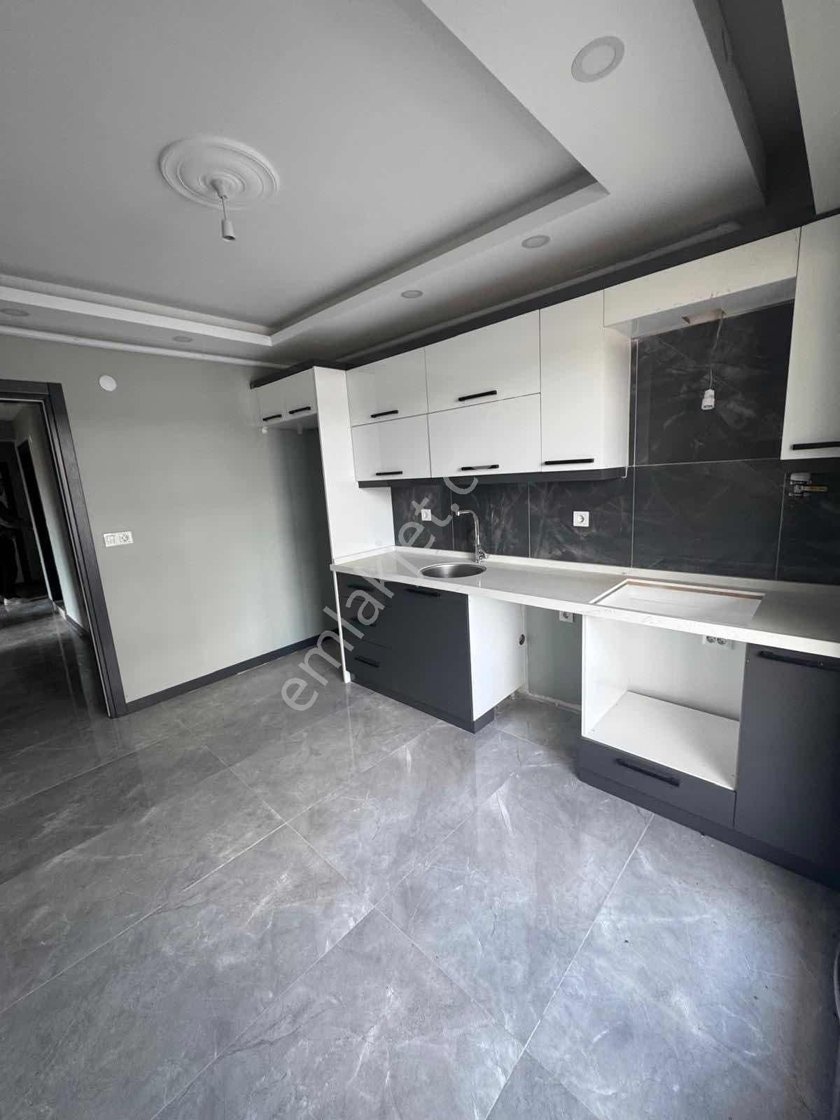 Mega Emlaktan Ataürk Mahallesinde Satılık Sıfır 2+1 Daire