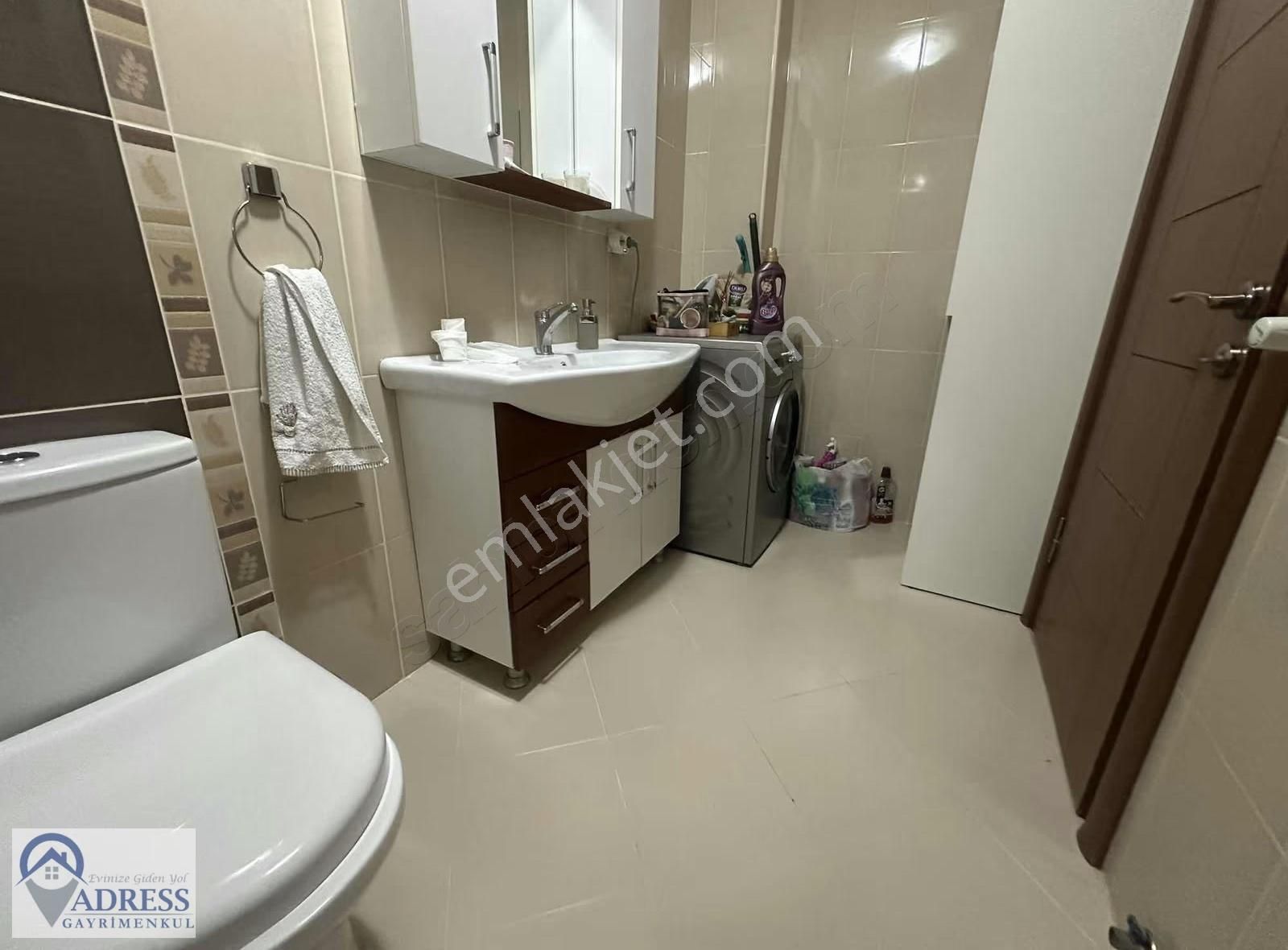 Adress Gayrimenkul Den İyi Konumda Geniş M2 De 3+1 Fırsatı - Görsel 15