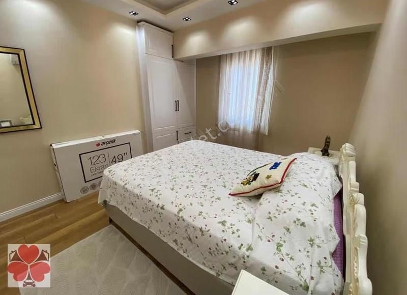 Yonca'dan Akdeniz Mahallesi Denize Sıfır Eşyalı Kiralık 2+1 - Görsel 8