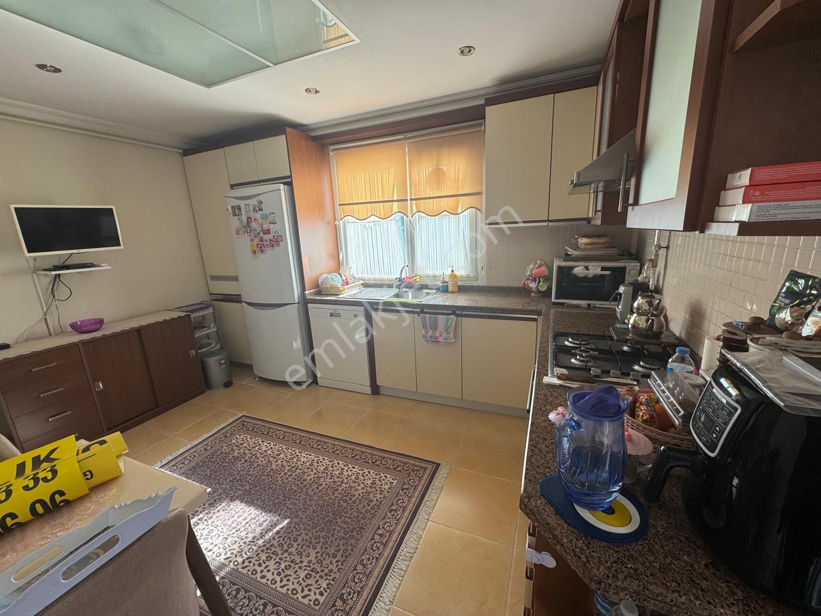 Büyükçekmece Atatürk Mah 3+1 155m Ebeveyn Banyolu Satılık Daire - Görsel 13
