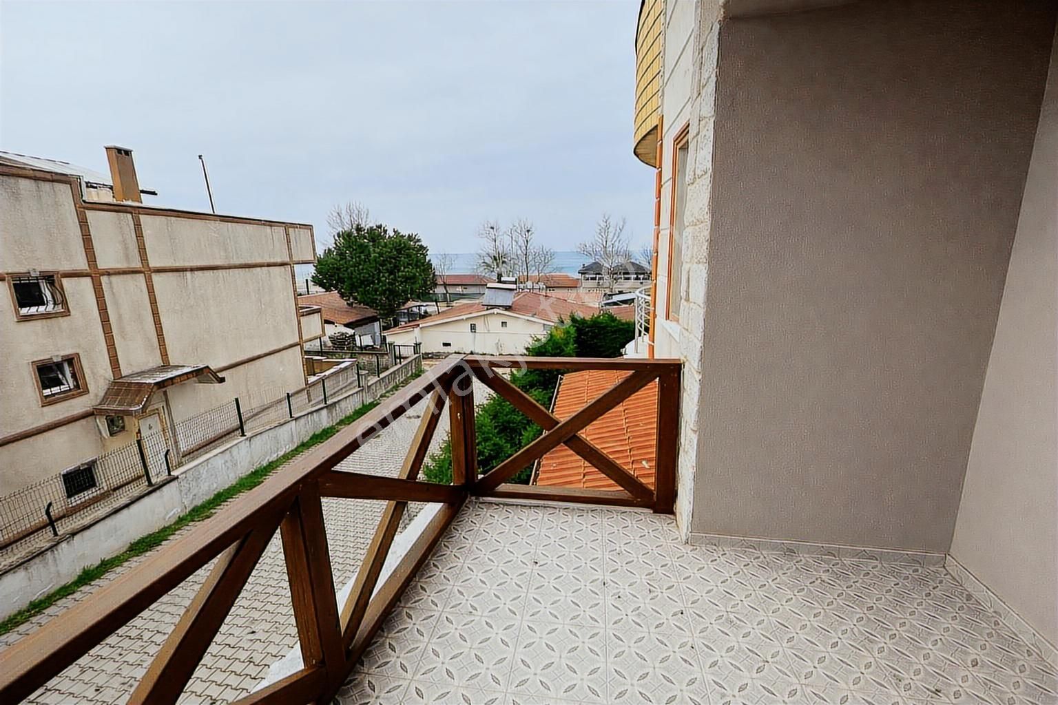 Kocaali Yalıda Denize 1. Parsel 3+1 Manzaralı Tripleks Villa - Görsel 18