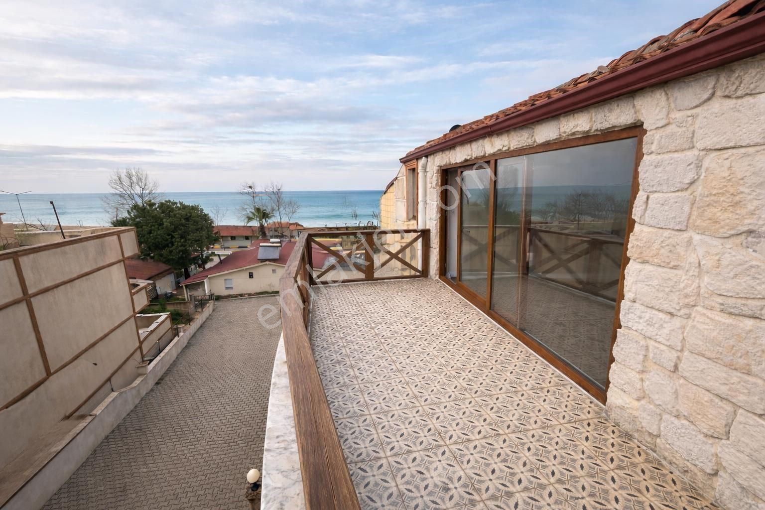 Kocaali Yalıda Denize 1. Parsel 3+1 Manzaralı Tripleks Villa - Görsel 22