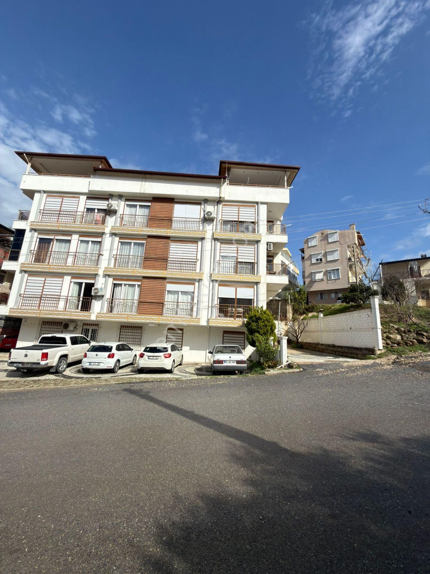 Manavgat Kasaplar Mahallesinde 3+1 Satılık Dubleks Daire - Görsel 2