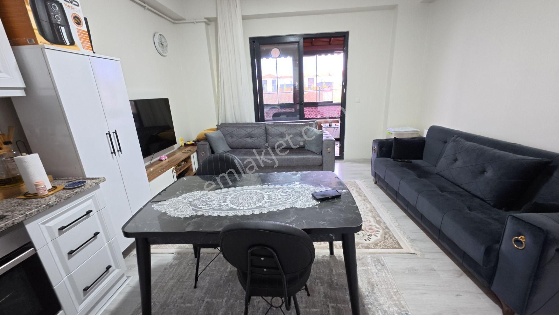 Karasu'da Havuzlu Sitede Satılık 2+1 Geniş Daire - Görsel 11