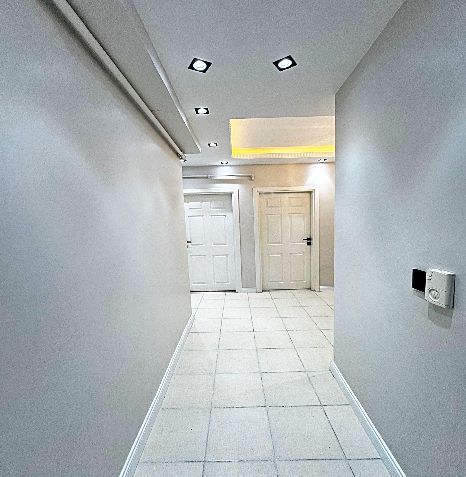 Metrobüse Yakın Ultra Lüks Yeni Bina İskanlı 2+1 Geniş Satılık Daire - Görsel 6