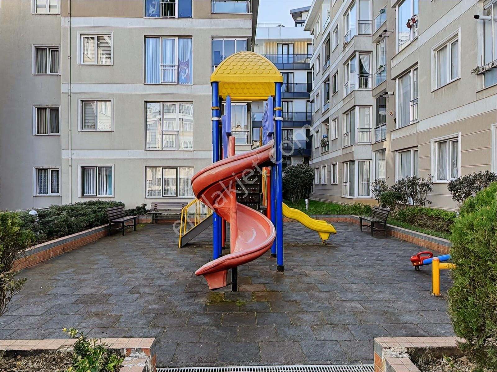 Sevinç Evleri 2'de 2+2 Satılık Ankastreli Dubleks Daire - Görsel 27