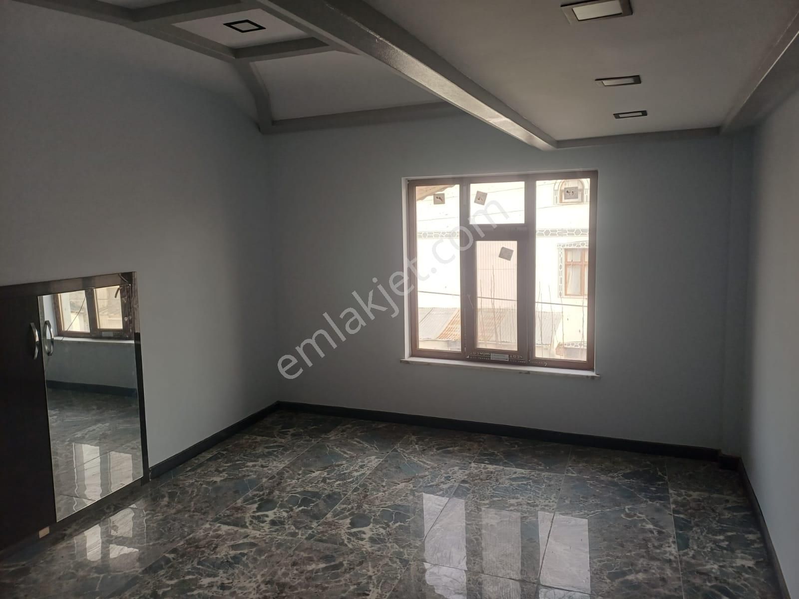 Meram - Harmancık Mh. 798 M2 Arsa- Butik Villa Tarzı 3+1 İki Daireli Satılık Müstakil Ev.