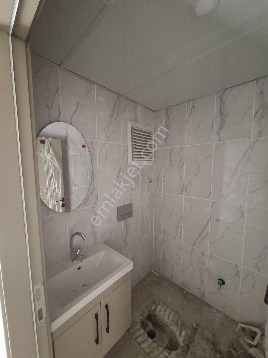 Atıcı'dan Belediye Arkasında Lüks Geniş Kombili 2+1 - Görsel 11