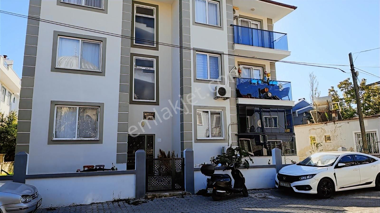 Kiralık,,hürriyet Mah,1+1 Eşyalı Daire
