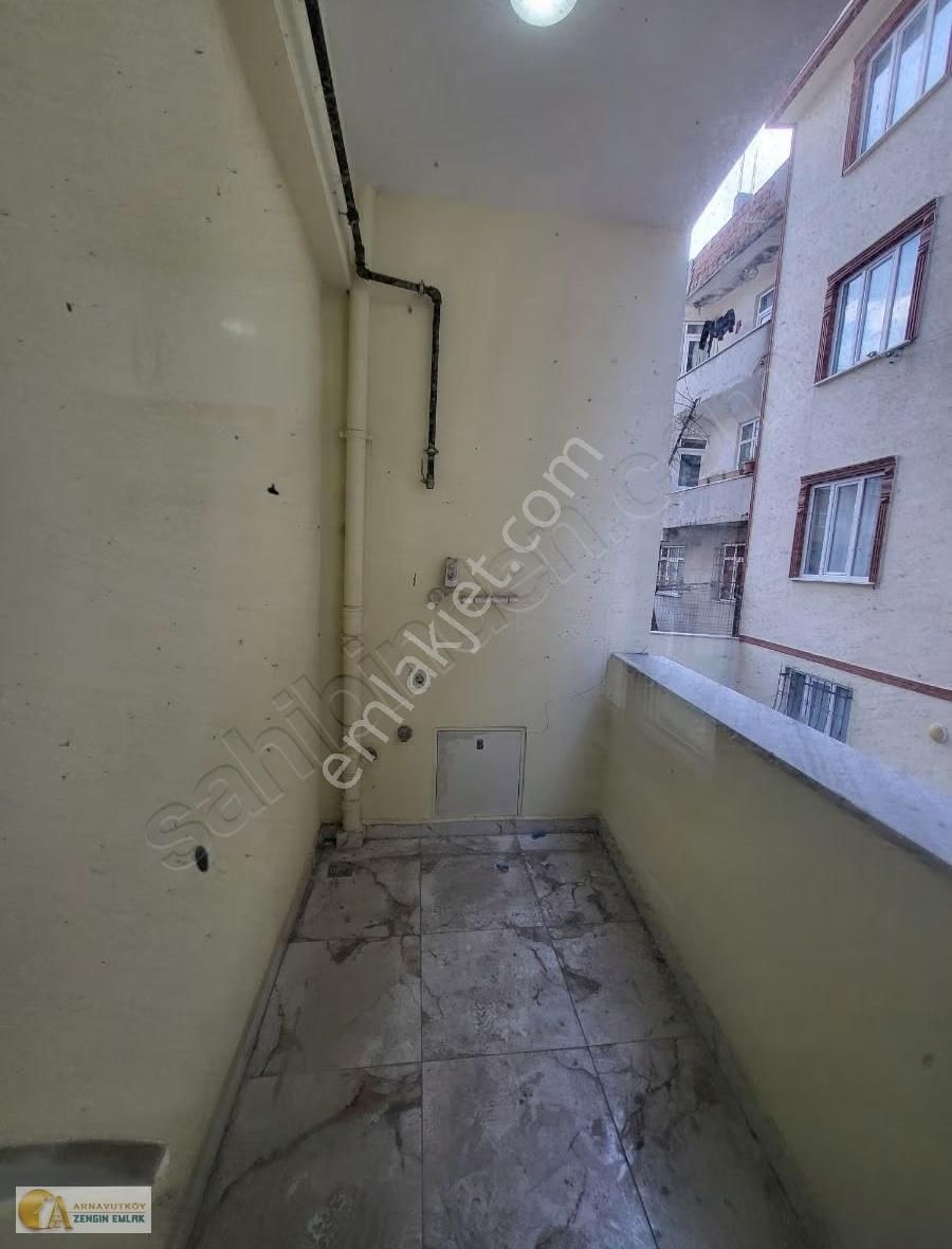 Arnavutköy Anadolu Mahallesinde Merkezi Konumda Yüksek Giriş - Görsel 3