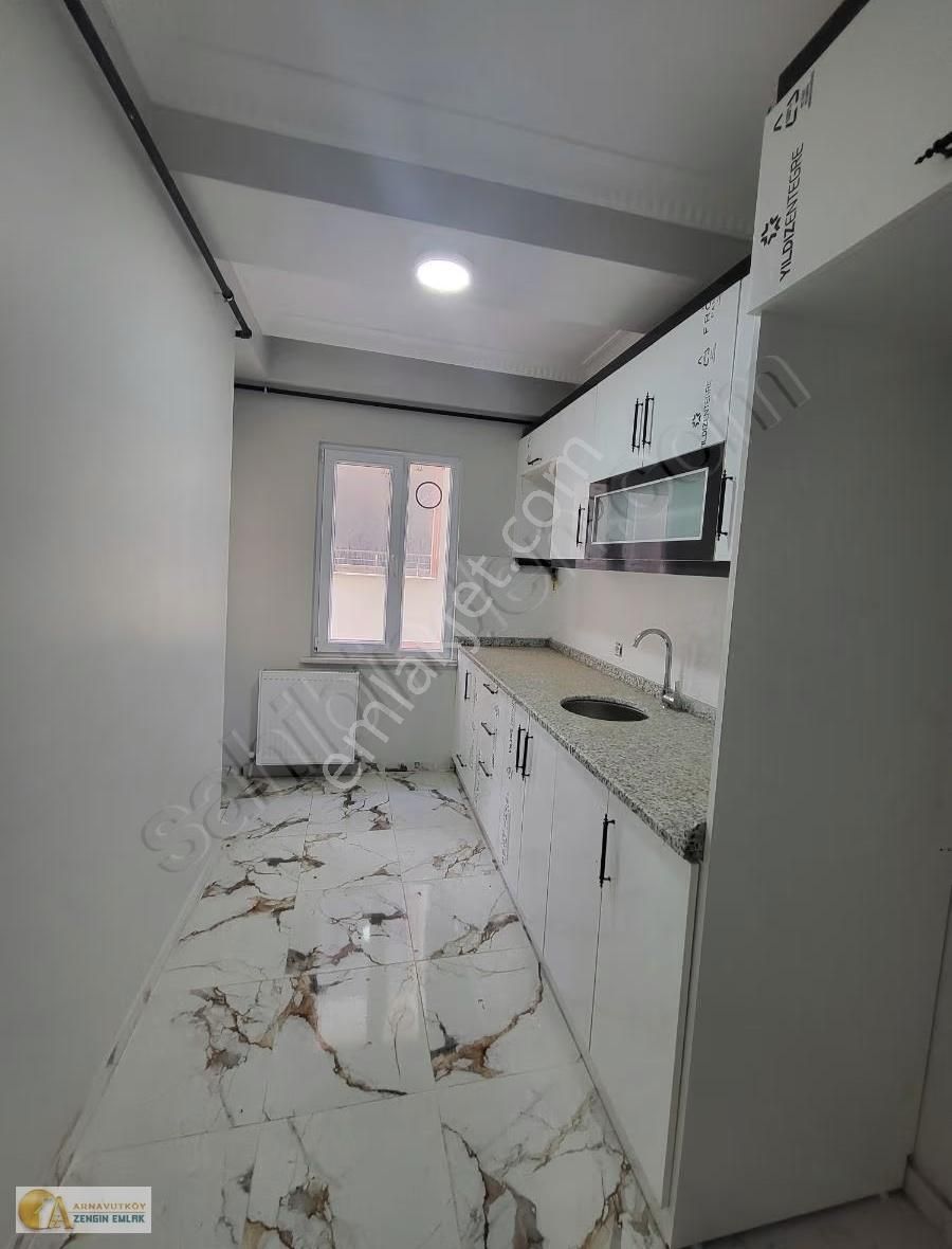 Arnavutköy Anadolu Mahallesinde Merkezi Konumda Yüksek Giriş - Görsel 7