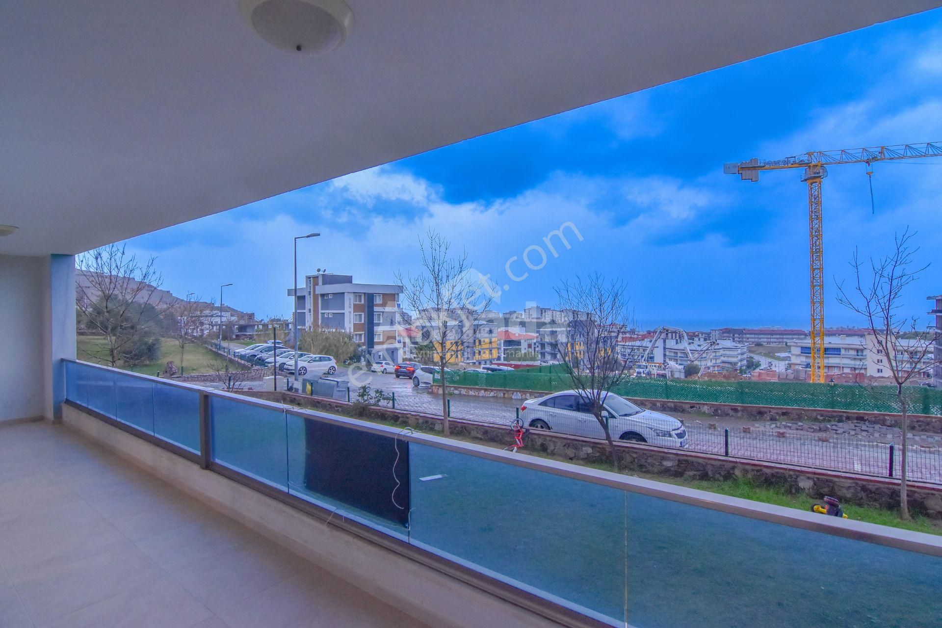 Değirmendere'de Full Deniz Manzaralı 2+1 Lüks Daire - Görsel 17