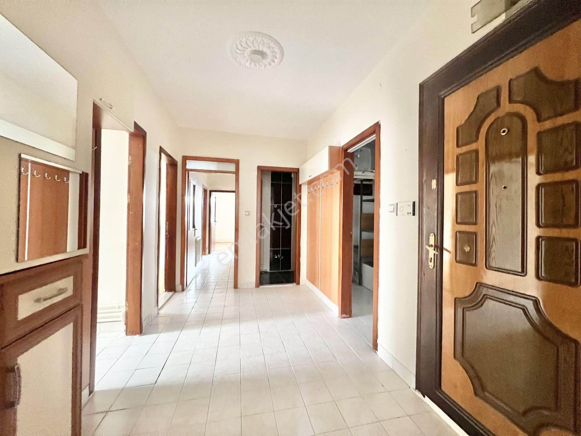 Kalecik Emlak'tan Fatih Mahallesin'de Çift Balkonlu 3+1 Daire - Görsel 16