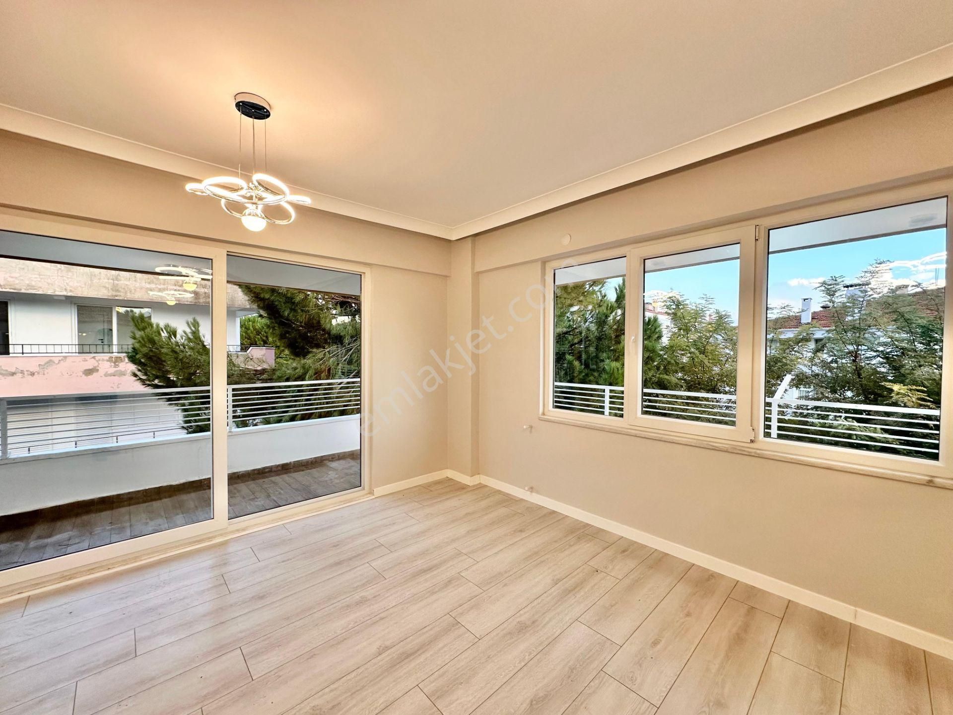 ꧁ay Emlak'tan꧂akçay 'da Ayrı Mutfak Köşe Ön Cephe Satılık 2+1 Muhteşem Doğa Manzaralı Daire - Görsel 13