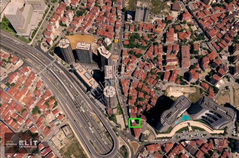 Fikirtepe Metrobüs Durağı Çıkışı - Kiralık Dükkan - Görsel 5