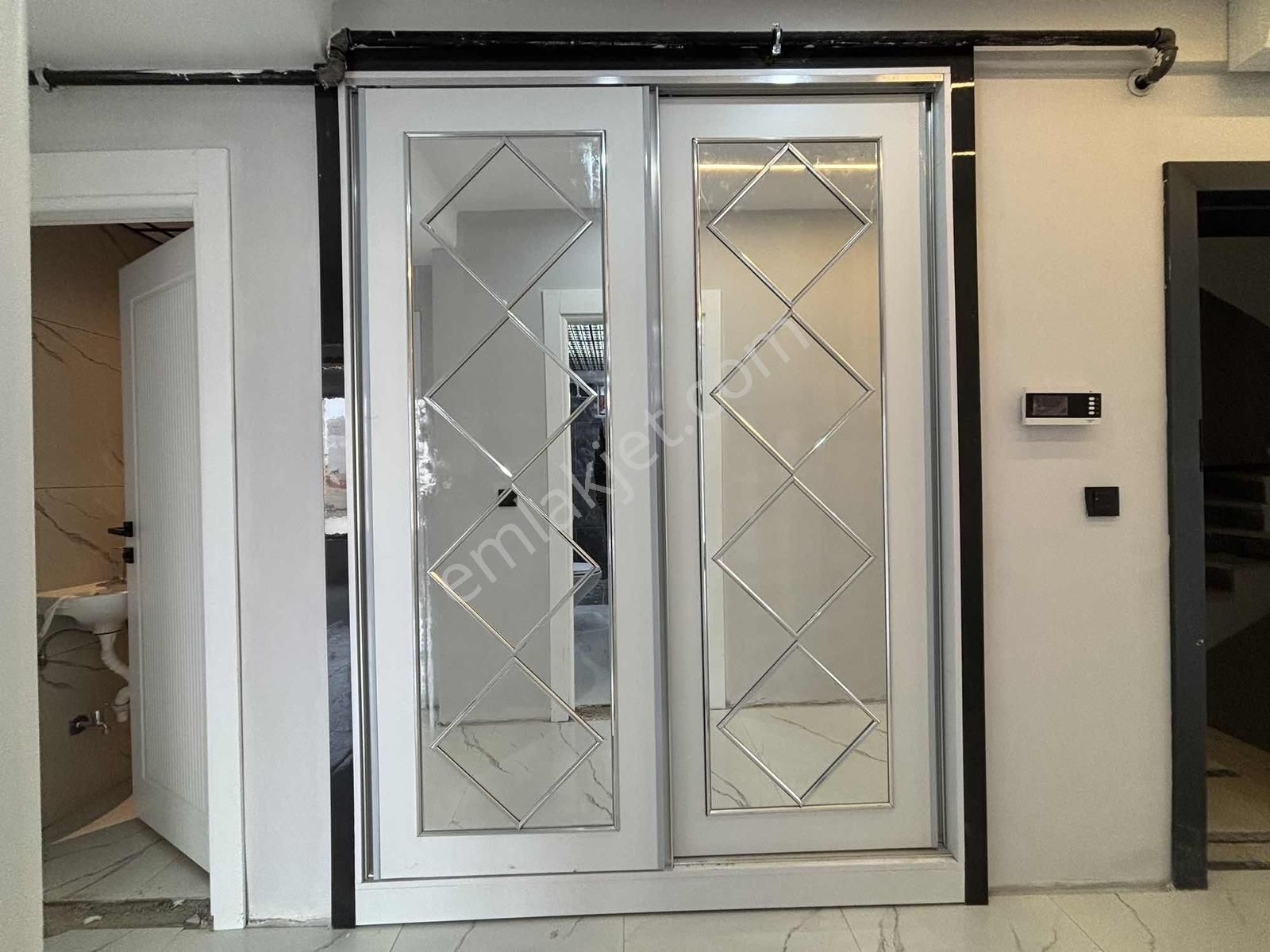 Eker'den Tarih & Albayrak Bulvarı Yakını Ultra Lüks 3+1 Daireler - Görsel 2