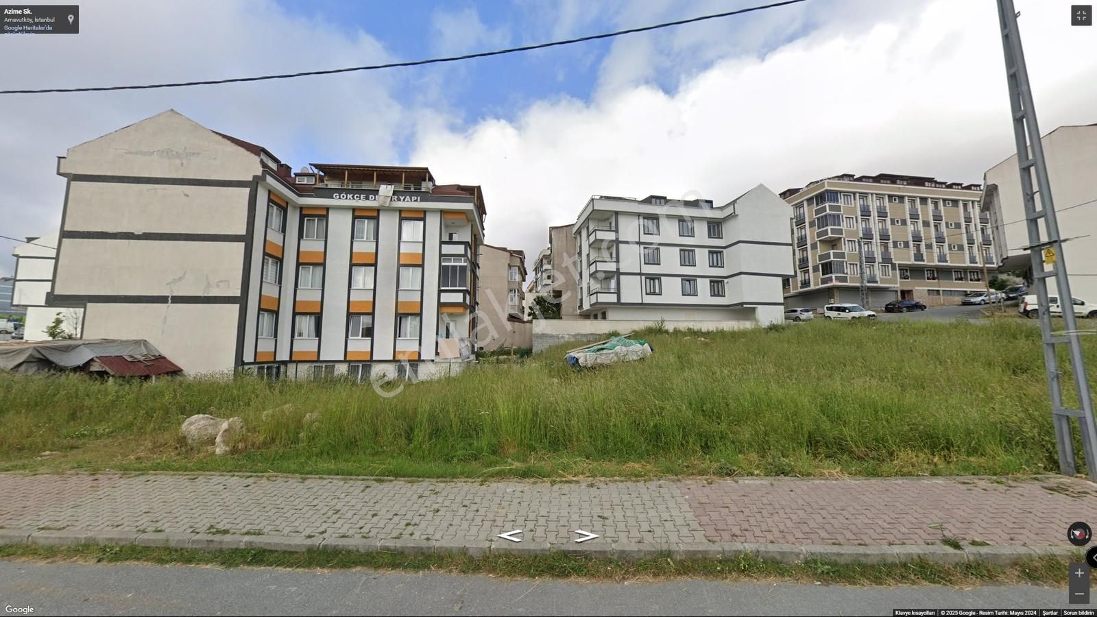 Arnavutköyde Hem Yatırımlık Hem De Hemen Yapmaya Uygun Arsa