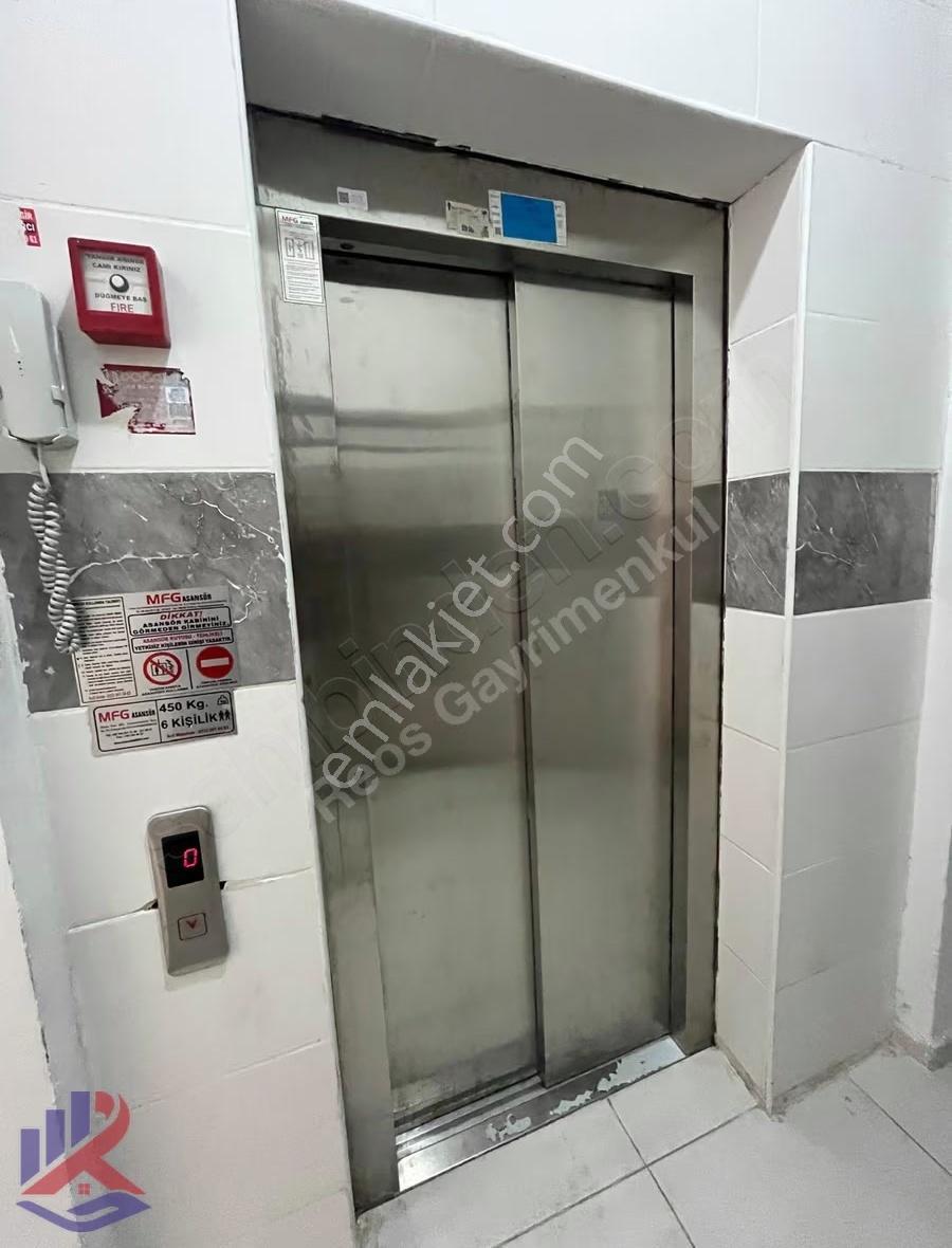 Reos Gayrimenkulden Tekerek Akdo Karşı Çaprazı Satılık 2+1