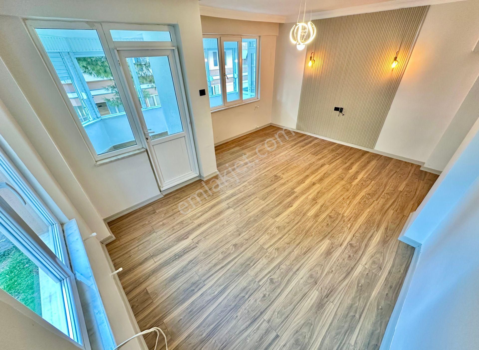 ꧁ay Emlaktan꧁akçay Merkezde İçi Komple Yenilenmiş Ultra Lüks Tasarım Giriş Üstü Satılık 2+1 Daire - Görsel 12