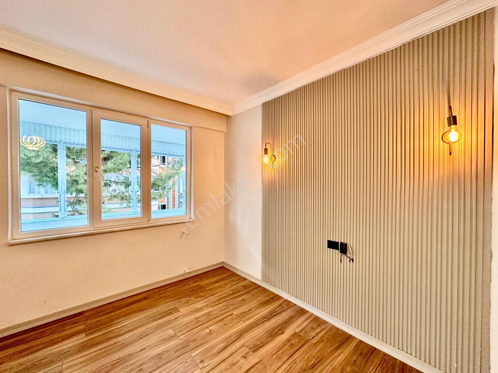 ꧁ay Emlaktan꧁akçay Merkezde İçi Komple Yenilenmiş Ultra Lüks Tasarım Giriş Üstü Satılık 2+1 Daire - Görsel 9