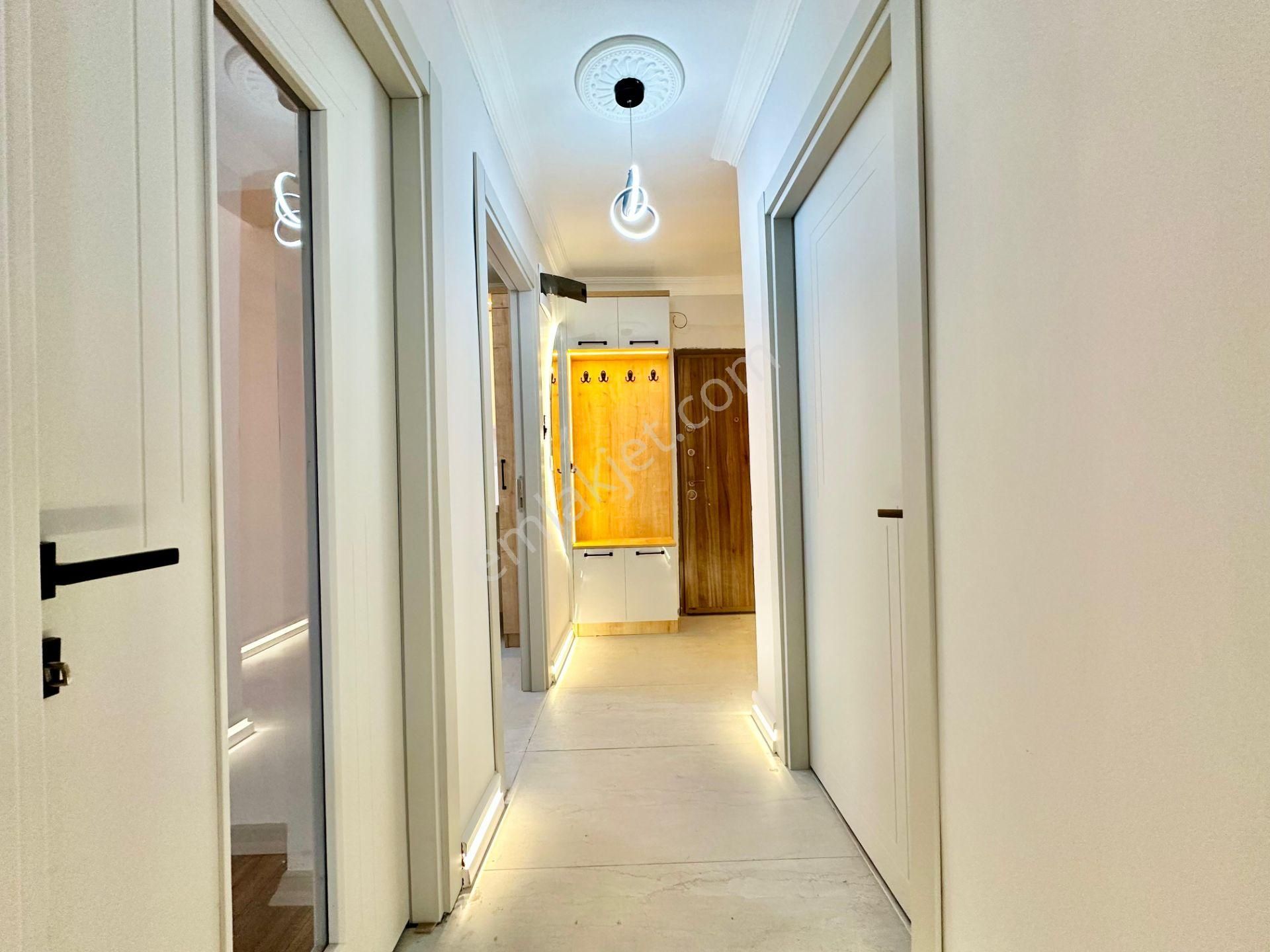 ꧁ay Emlaktan꧁akçay Merkezde İçi Komple Yenilenmiş Ultra Lüks Tasarım Giriş Üstü Satılık 2+1 Daire - Görsel 30