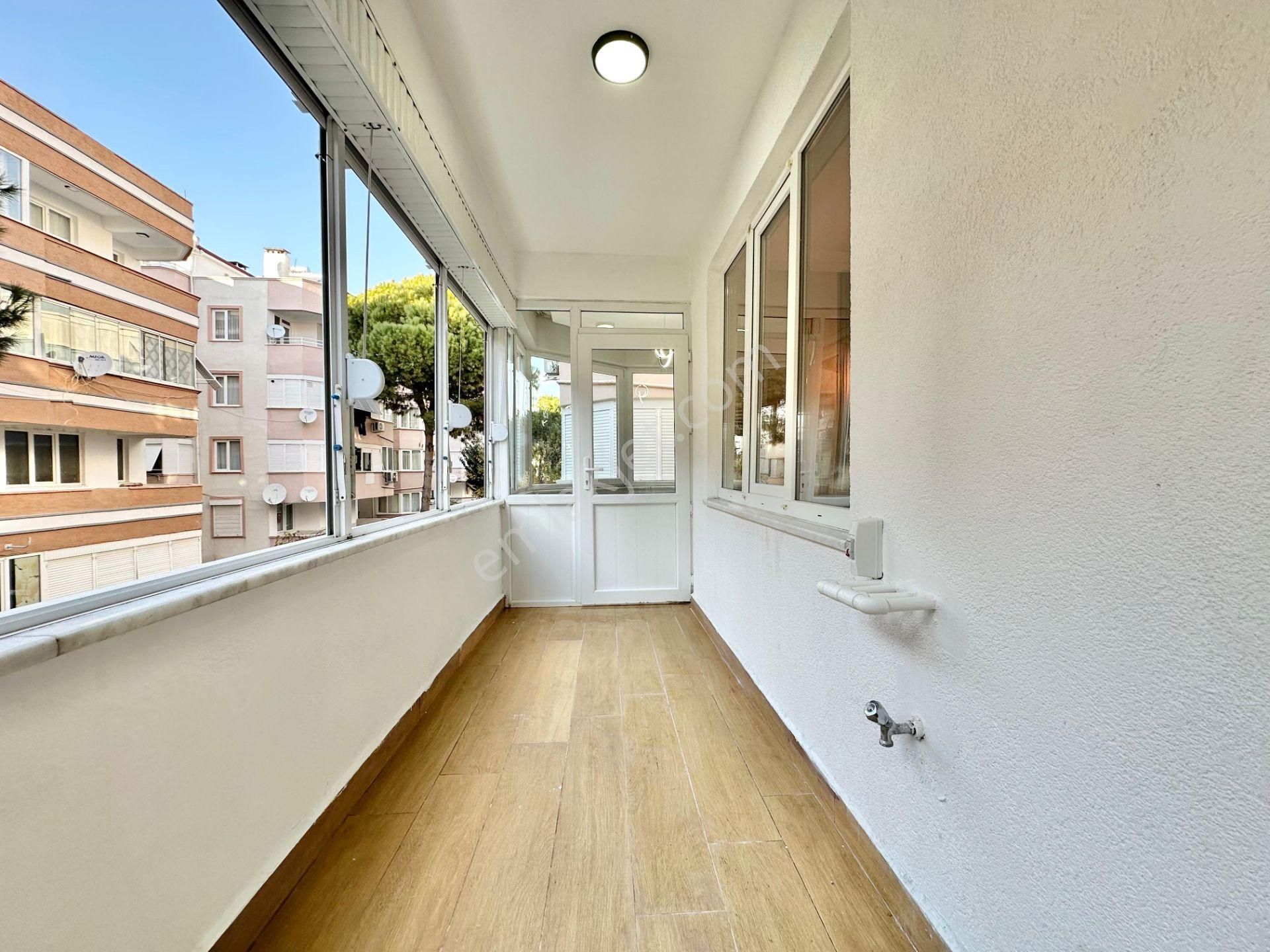 ꧁ay Emlaktan꧁akçay Merkezde İçi Komple Yenilenmiş Ultra Lüks Tasarım Giriş Üstü Satılık 2+1 Daire - Görsel 13